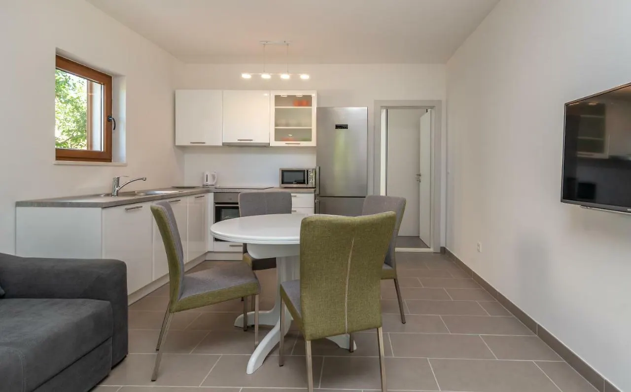 Kiwi Apartment Trogir Croatia